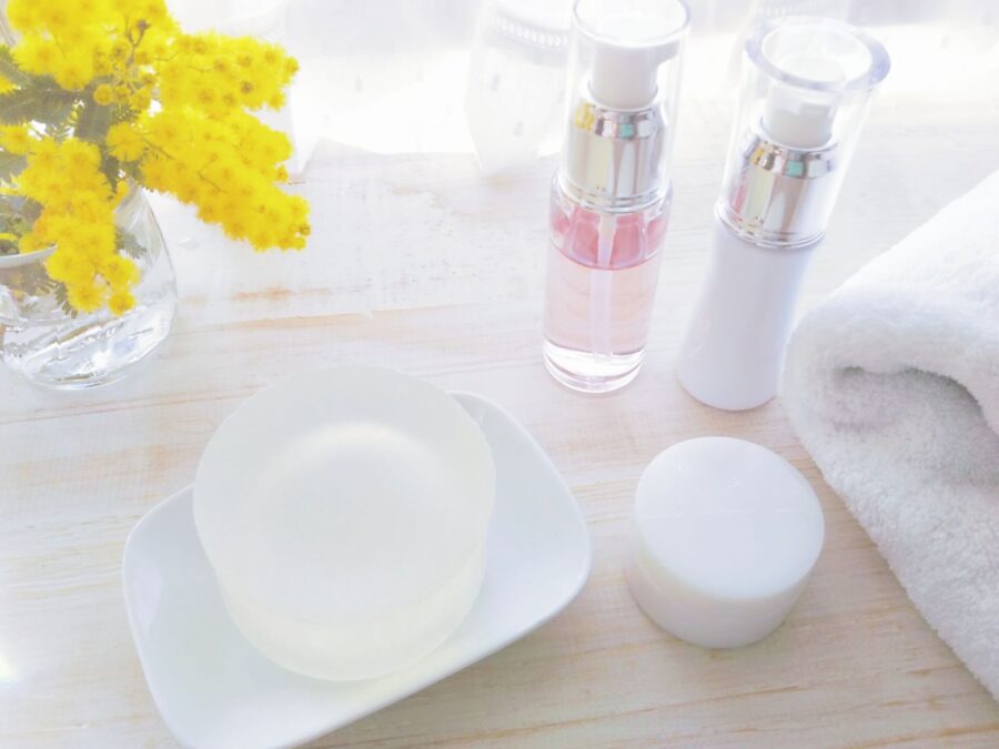 洗顔、化粧水、乳液までの正しい順番と使い方