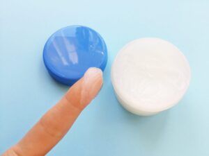 【最新版！】ワセリン＆クリームでマスク肌荒れを防ごう！効果的な使い方や選び方を伝授