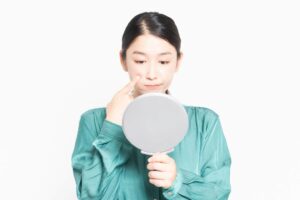 角栓が自然に取れるのを待つ「角質培養」がいいってホント？角栓を取らないとどうなる!?