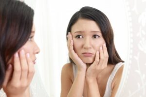 鮫肌の原因とは？自宅でできるブツブツやザラザラを治す方法