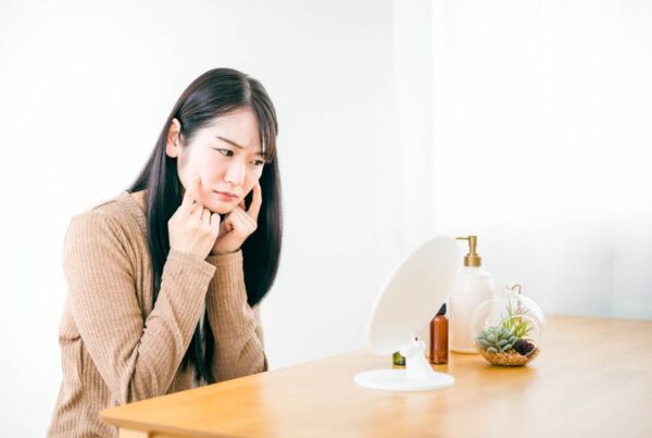 ミネラルオイルは肌に悪いの?