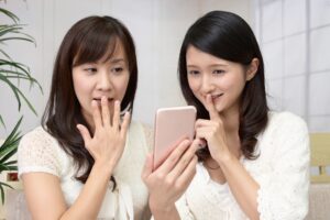 椿油が肌に悪いって本当？肌荒れ、油焼けのリスクは？メーカーの大島椿様に聞いてみた