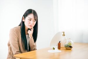 老け顔に見える原因って？若く見られるための改善方法を大公開！