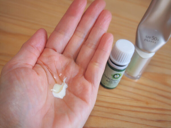 他の化粧品に混ぜて