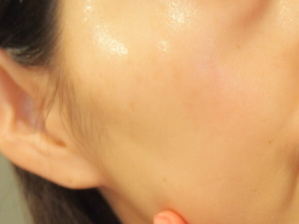 指に吸い付くようにペタペタします