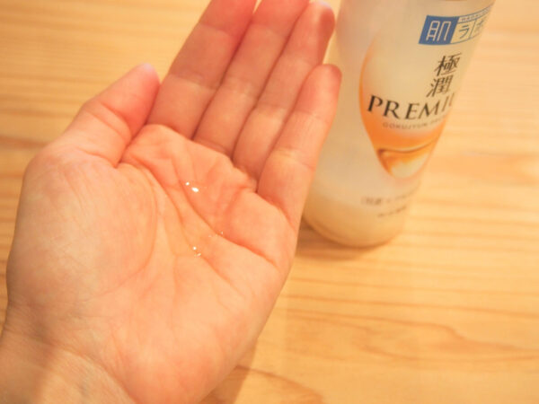 『極潤プレミアム』は、とろみのある液体