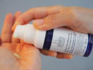 キールズのレチノール濃度は何パーセント？合わない人はいる？その他の成分解析も