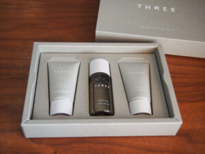 THREEってどんなブランド？年齢層は？買うべきスキンケアアイテム5選と口コミ