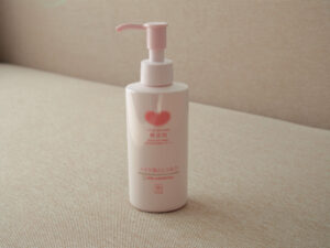 カウブランド無添加メイク落としミルクはW洗顔不要？口コミやメイク落ちを徹底検証