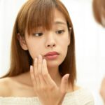 肌がざらざらになる原因は?急に顔がざらざらになったときにやるべき対策※写真あり