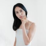 顔のコリを放置すると老ける！？正しいほぐし方は？解消する方法を徹底解説