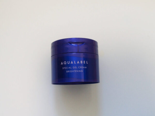 アクアレーベル