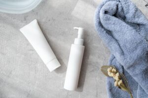 クレンジングのタイミングで差がつく！美肌を手に入れる夜ケア術