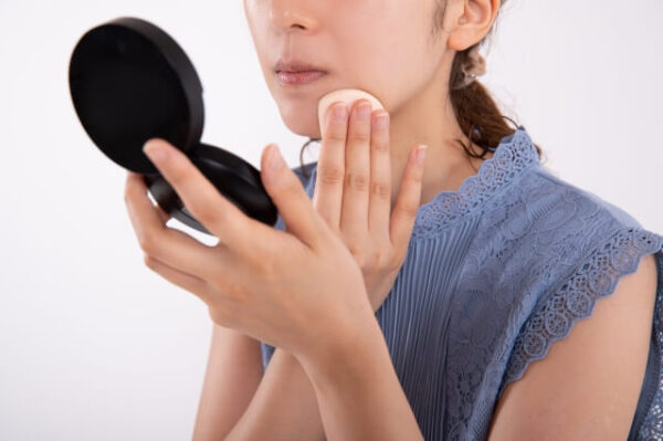 夕方もがっかりしない！毛穴落ちした時の綺麗なお直し術