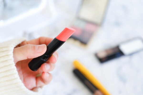 自分に合うリップを見つけて、唇の皮むけストレスから解放されよう!