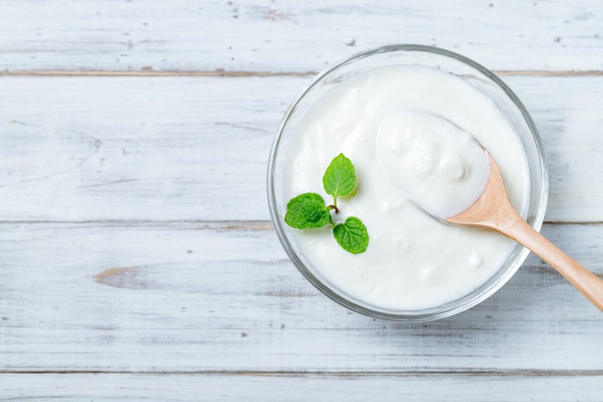 【待って!】そのヨーグルトパックは危険?美容のプロが徹底解説する効果と3つのリスク