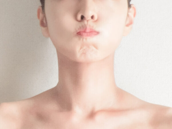 【たるみ改善】口周りを引き締める表情筋トレーニング(顔ヨガ)