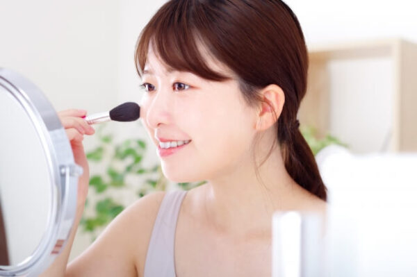 STEP2：厚塗り感ゼロ！ツール別「下から上へ」塗り方マスター